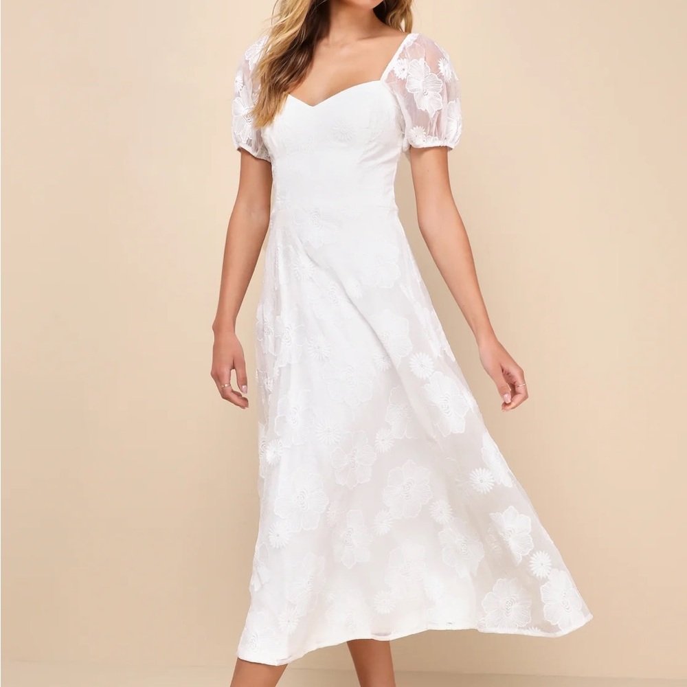 white puff-sleeve dress